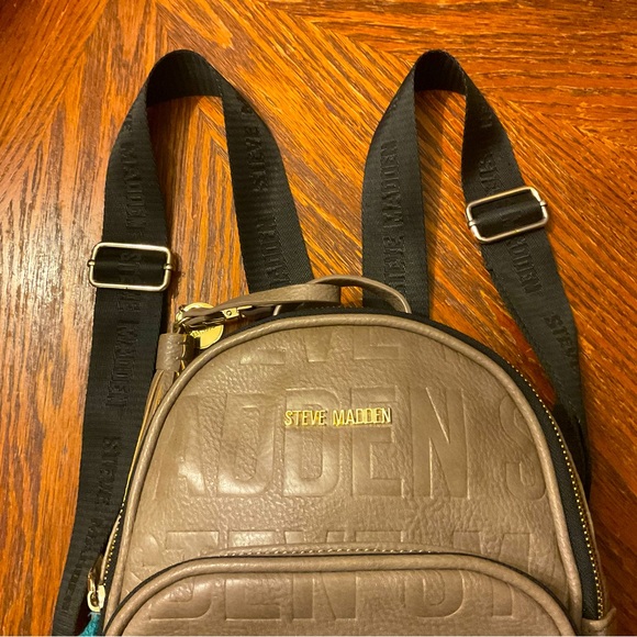 Steve Madden Cute Stylish Durable Mini Backpack Fringe Bag! - Picture 14 of 16